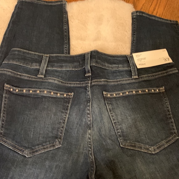 NWT. Suki jeans - Picture 5 of 5
